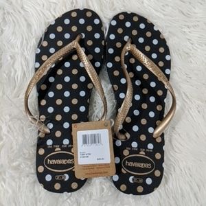 Black and gold Havaianas